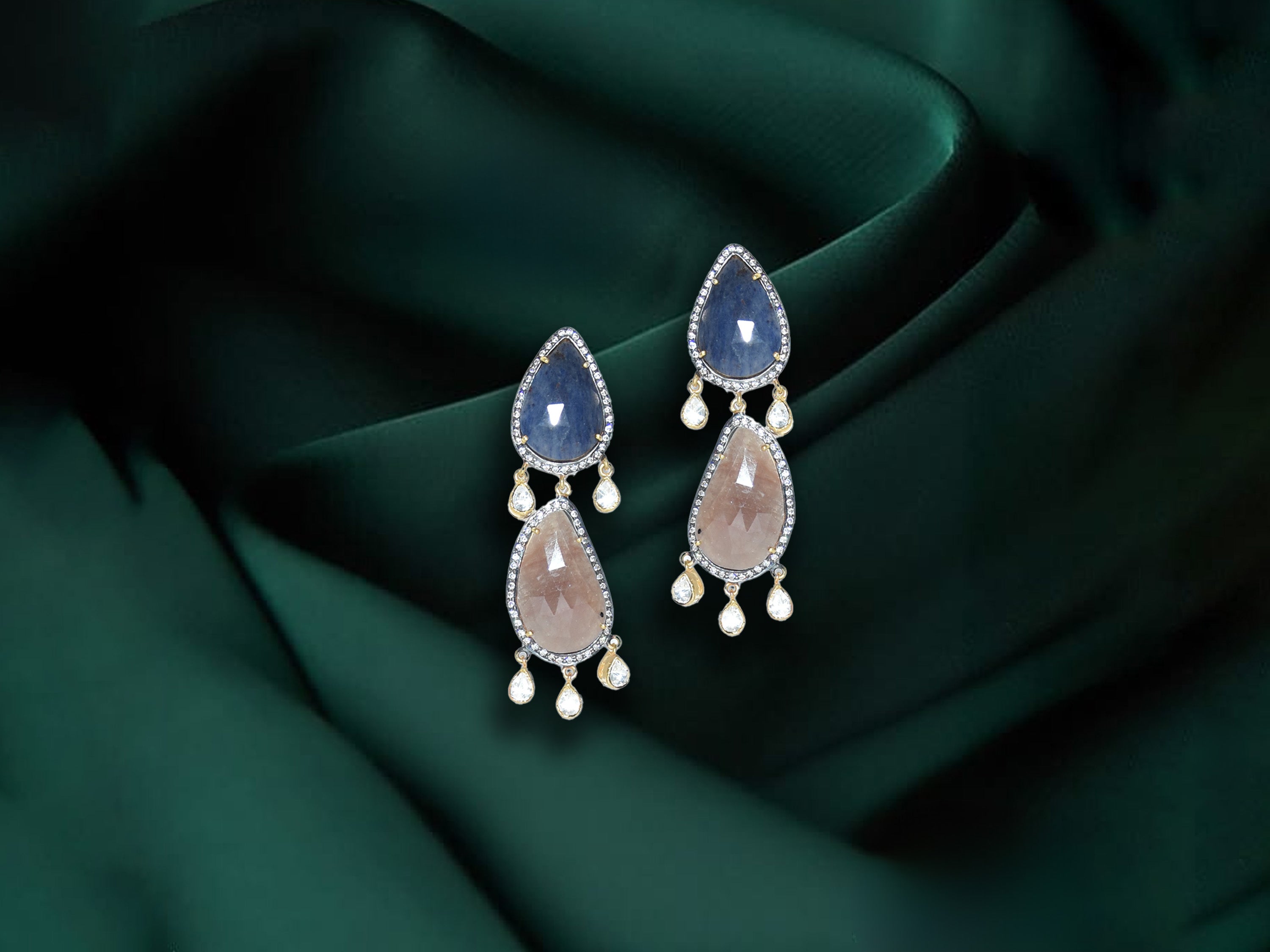 Elegant Dual-Tone Tear Drop Earrings