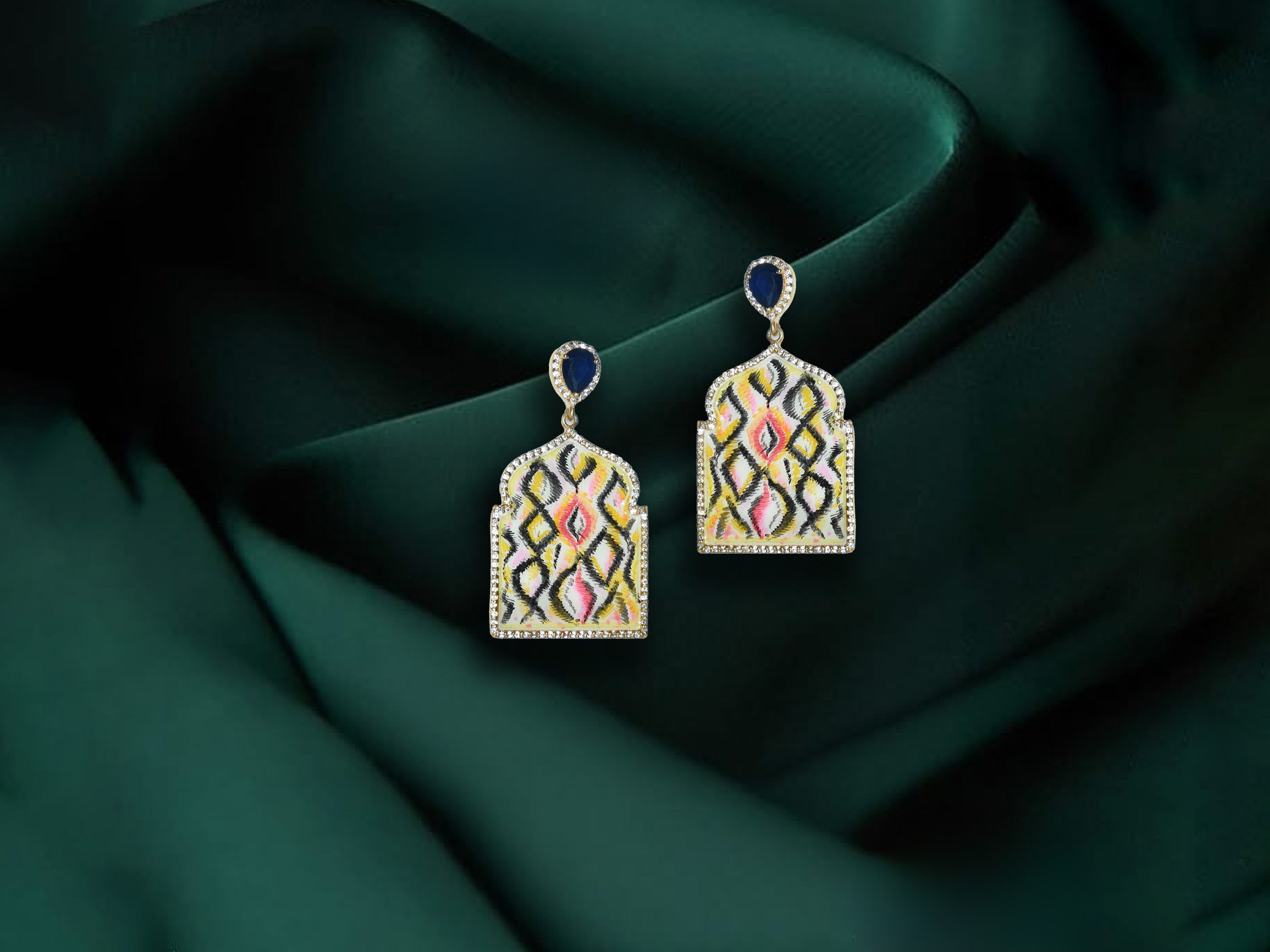 Designer Enamel Stone Earrings – Artistic Pattern Drop Design