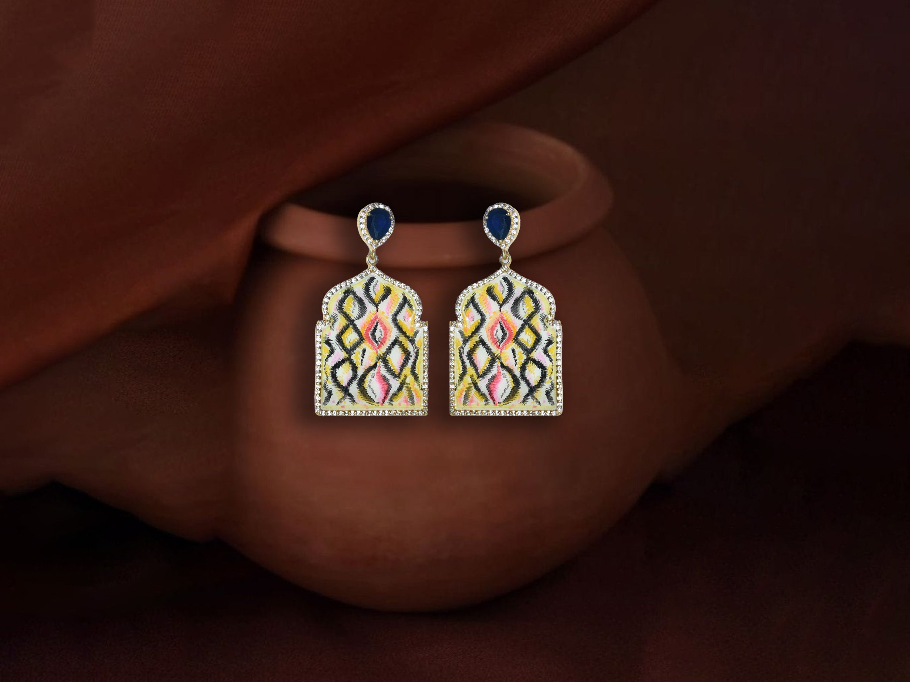 Designer Enamel Stone Earrings – Artistic Pattern Drop Design