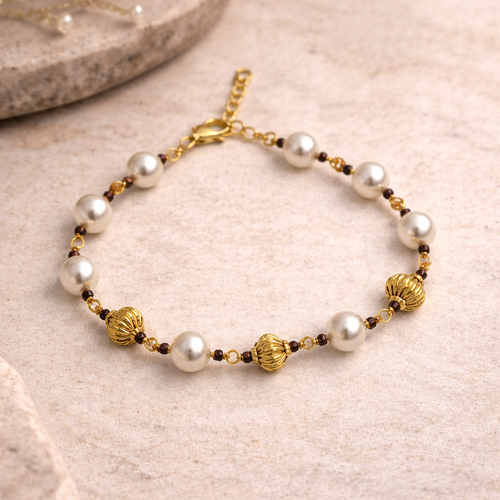 Royal Pearl & Gold Accent Bracelet